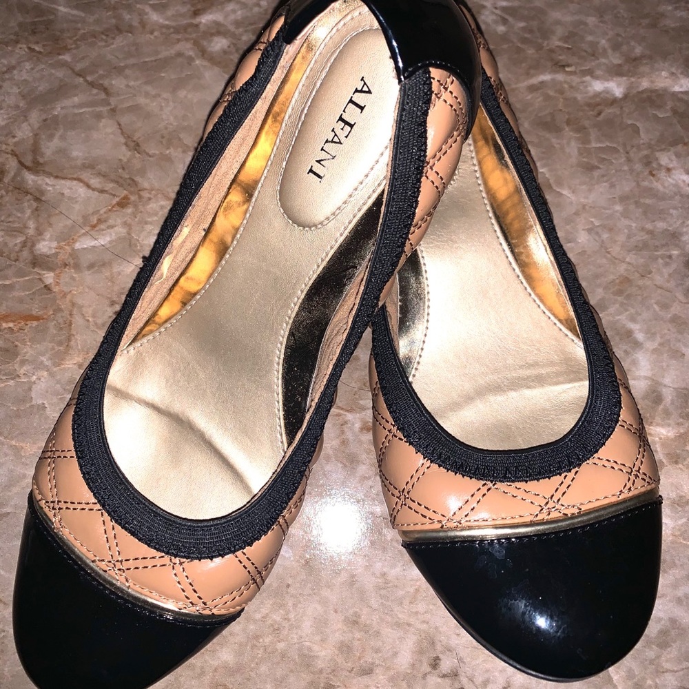 Alfani Flats